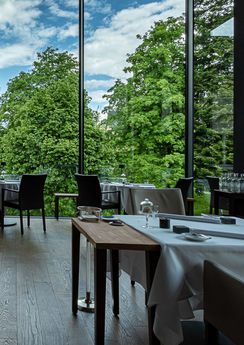epoca by Tristan Brandt im Waldhaus Flims Wellness Resort Innenansicht. Foto: Waldhaus Flims Wellness Resort / LVF Photography