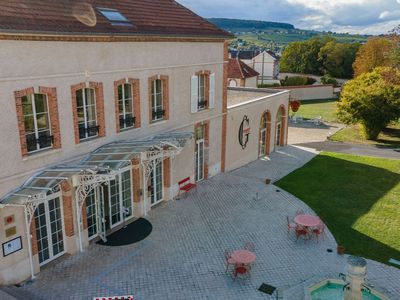 Champagne Gosset Außenaufnahme. Copyright: imagesinairproductions